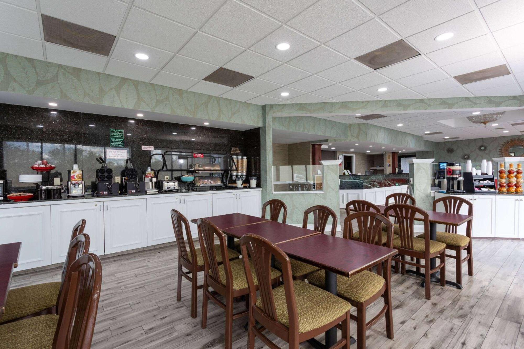Hotel Ramada By Wyndham Altamonte Springs Near I-4 Exterior foto